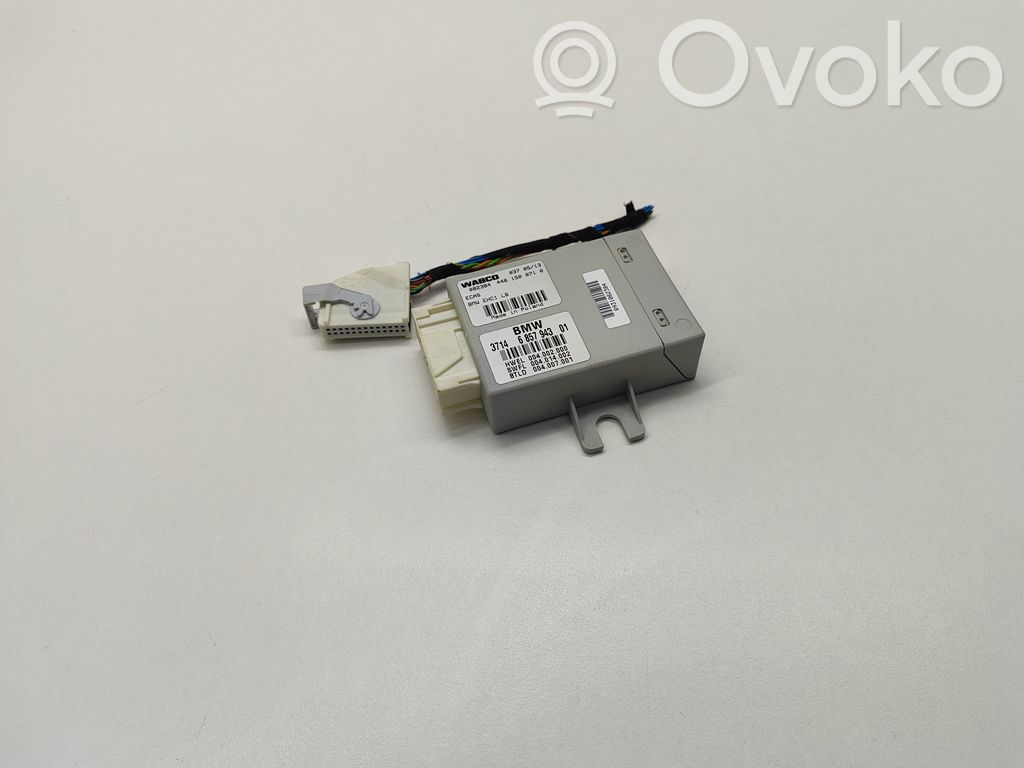 BMW 5 F10 F11 Air suspension control unit module (rear) 