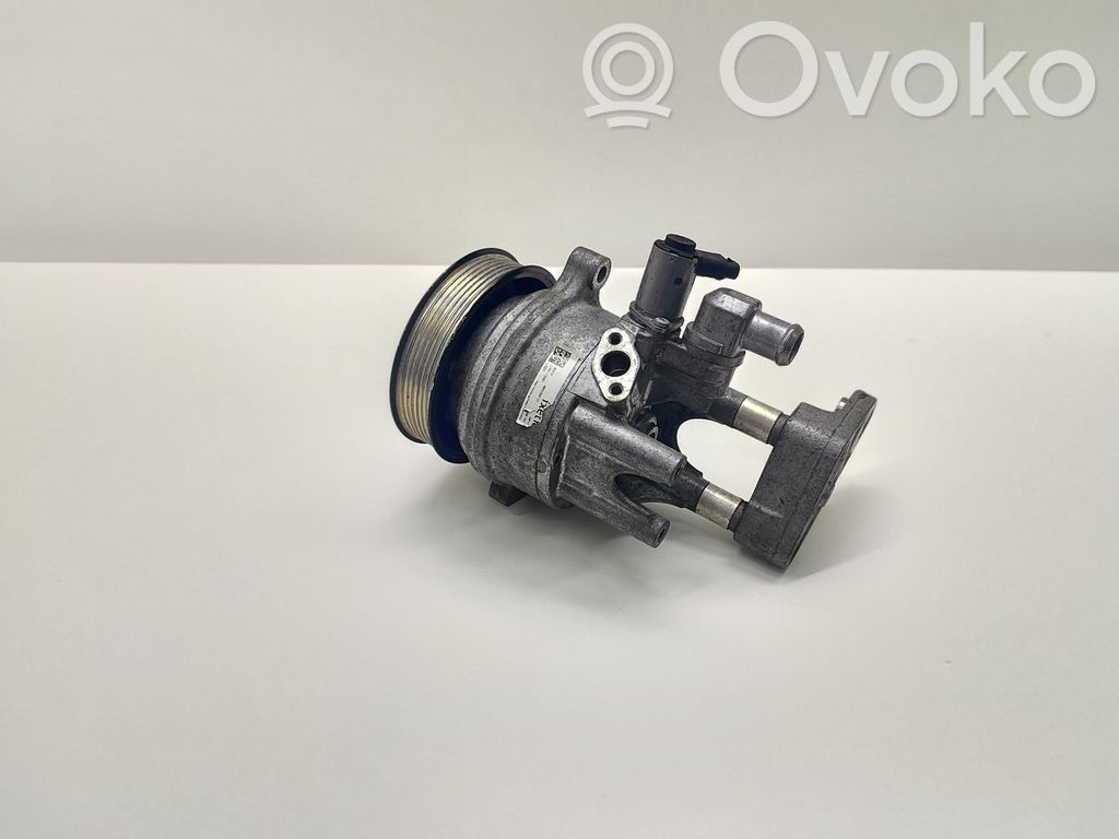 BMW 7 F01 F02 F03 F04 Vairo stiprintuvo siurblys 