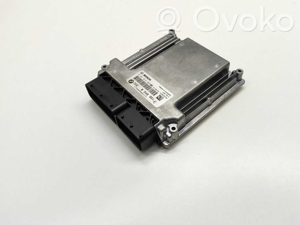 BMW 5 E60 E61 Engine control unit/module 