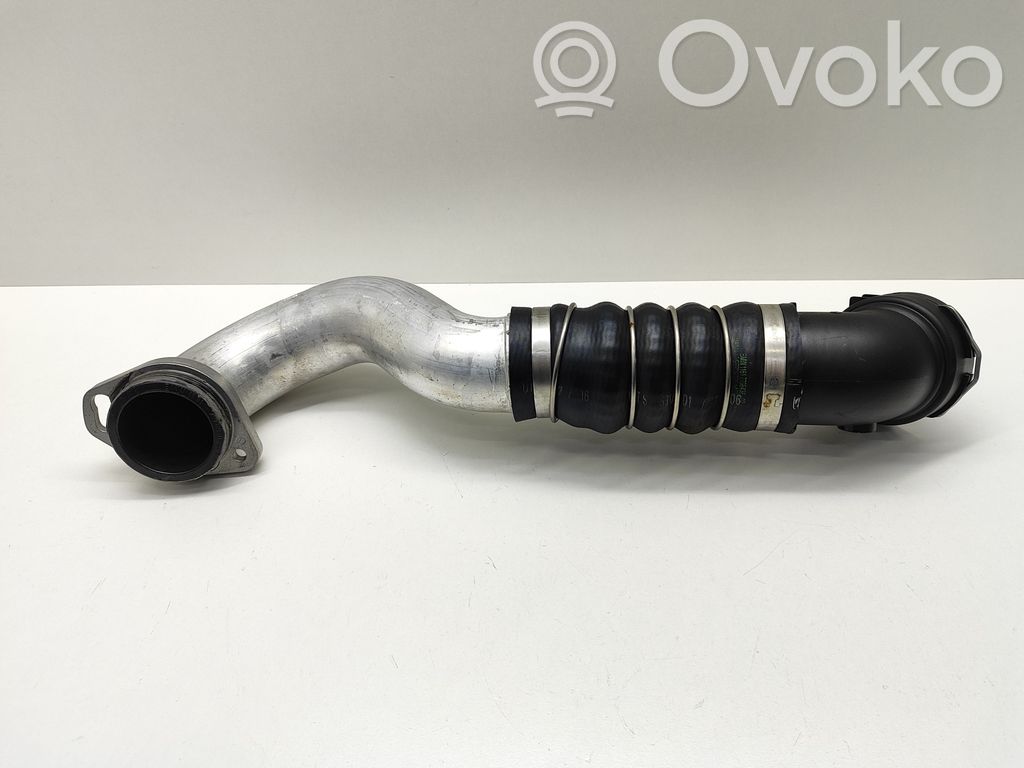 BMW 5 E60 E61 Intercooler hose/pipe 