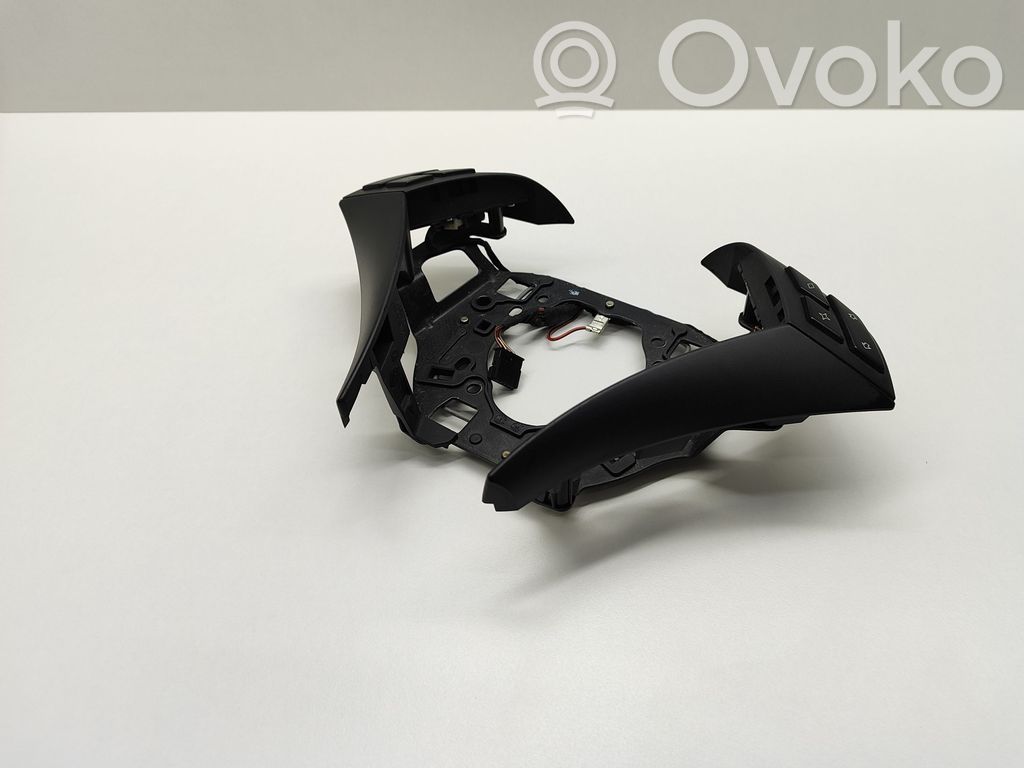 BMW 5 E60 E61 Steering wheel buttons/switches 