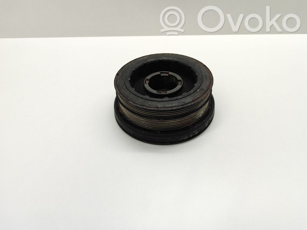 Crankshaft pulley   7793593,11237793593,11238511371,11237788611,7788611,8511371