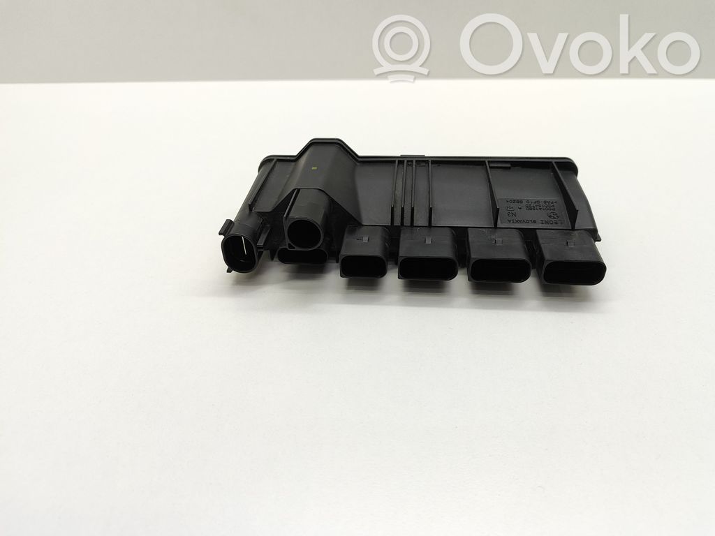 BMW 5 G30 G31 G38 Current control relay 