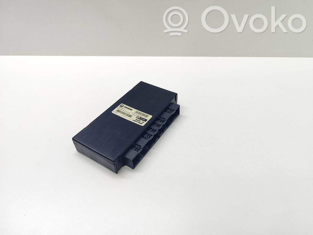 Mukavuusmoduuli   9157155,915715501,61359157155,6135915715501