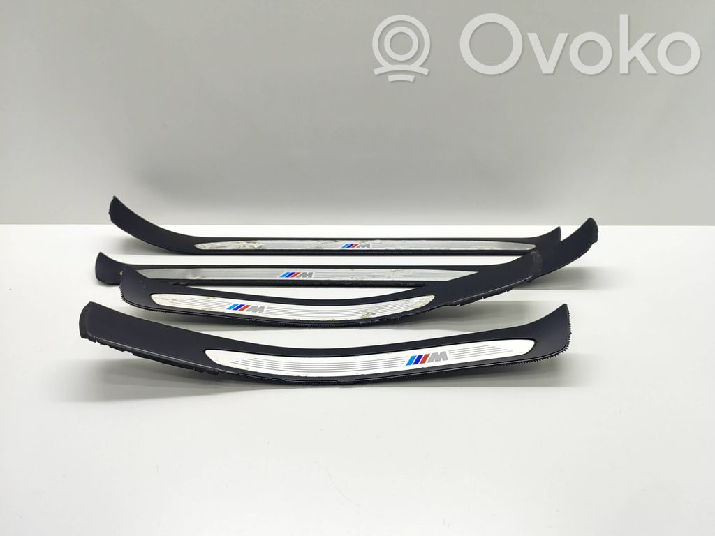 BMW 5 E60 E61 Zestaw listew progowych (wewnętrznych) 