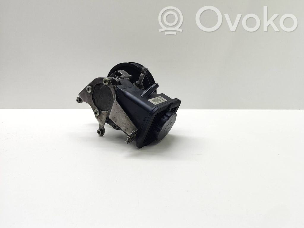 BMW 5 E60 E61 Vairo stiprintuvo siurblys 
