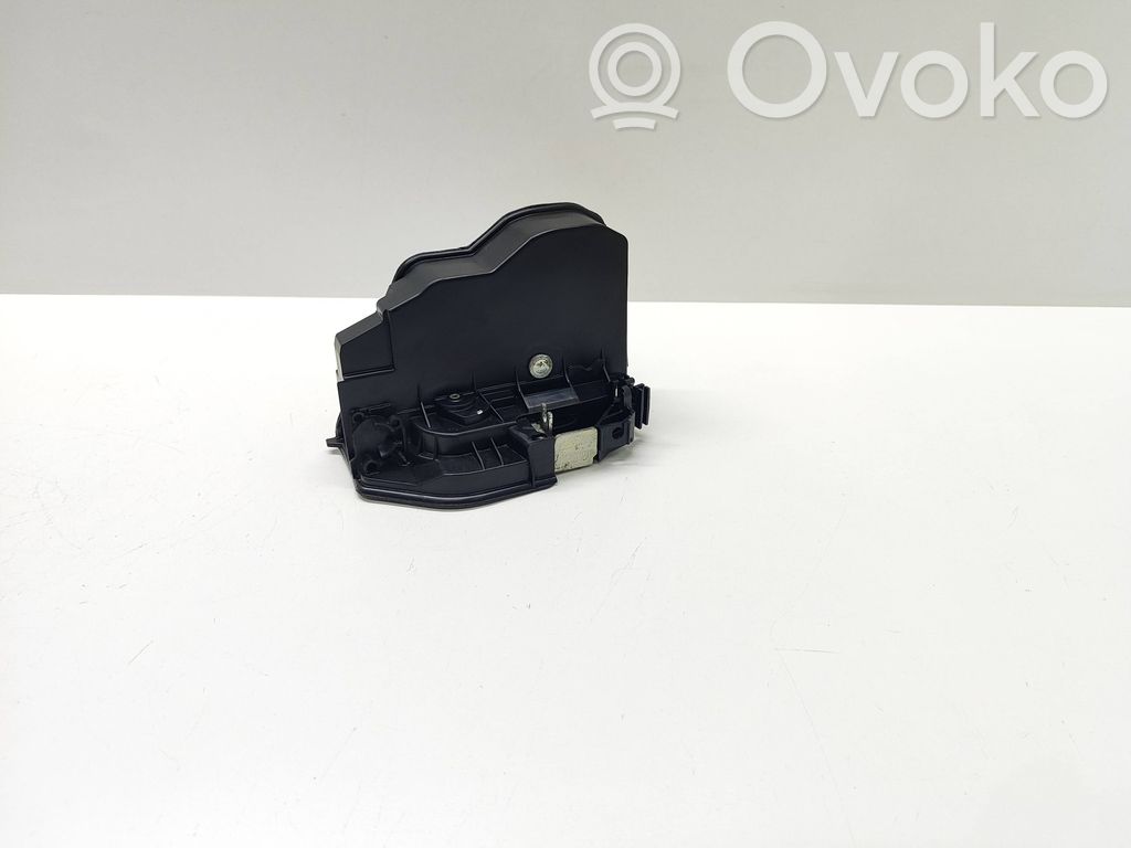 BMW 5 F10 F11 Serrure de porte avant 
