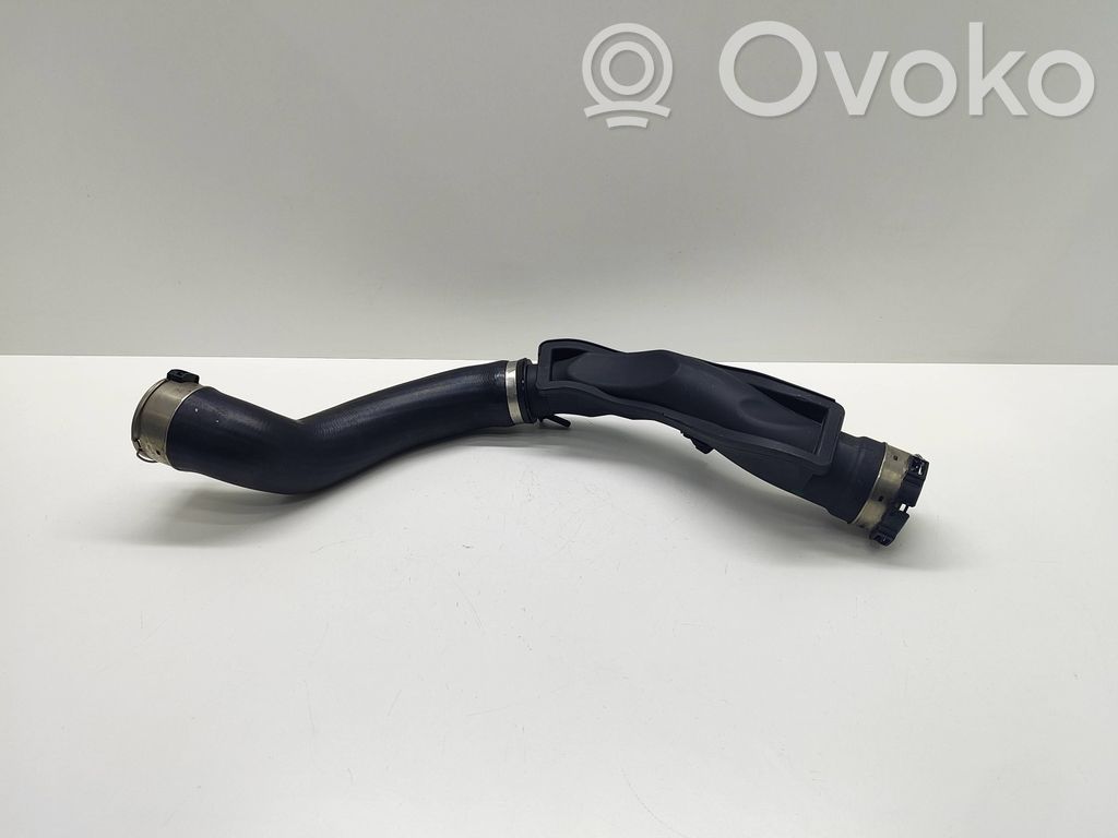 BMW 5 F10 F11 Furtun/conductă intercooler 
