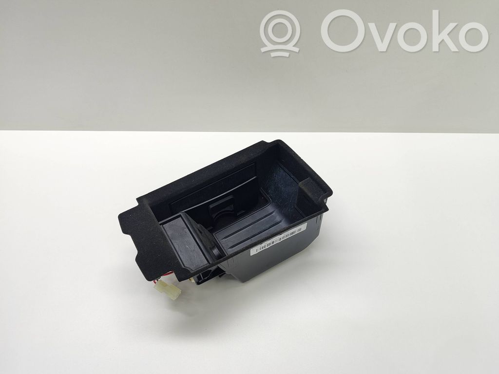 BMW 7 G11 G12 Wireless charging module 