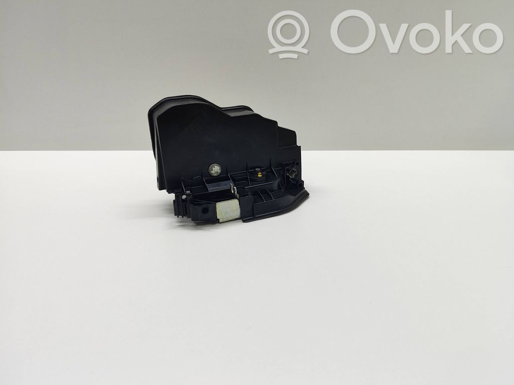 BMW 5 F10 F11 Etuoven lukko 