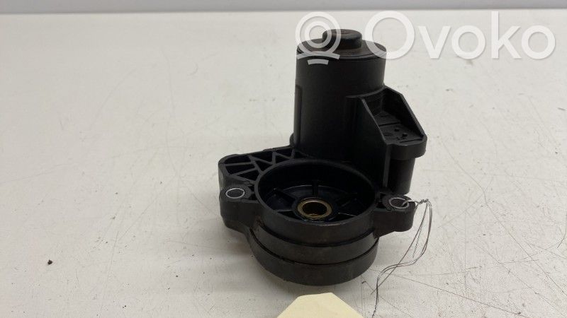 Module de commande de frein à main   8V0953502AH