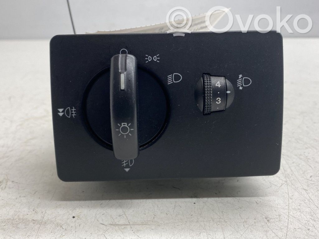 Ford Fiesta Light switch 