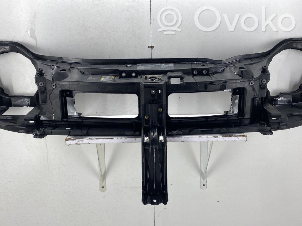 Nissan Primastar Panel mocowania chłodnicy / góra 