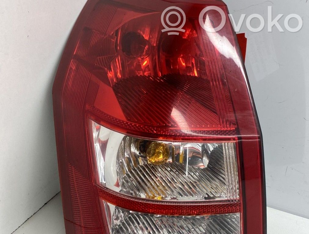 Chrysler 300 - 300C Lampa tylna 