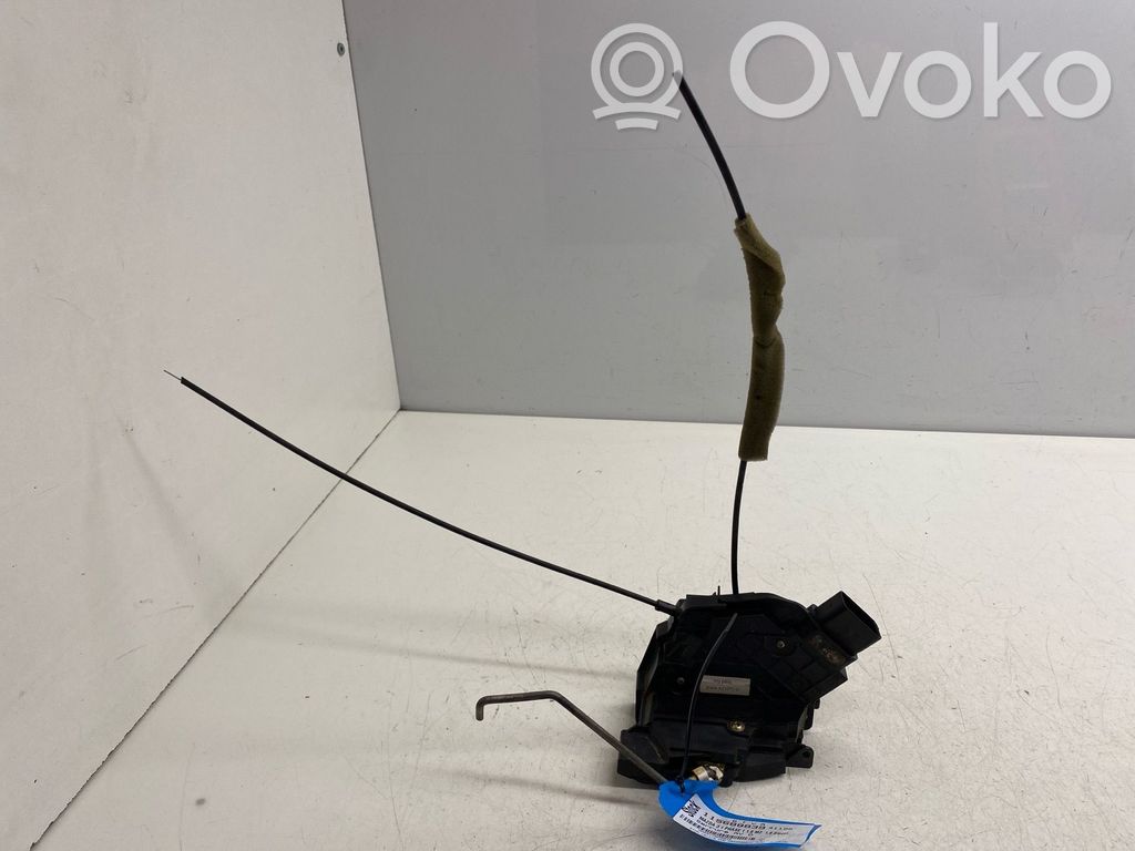 Mazda 3 I Etuoven lukko 