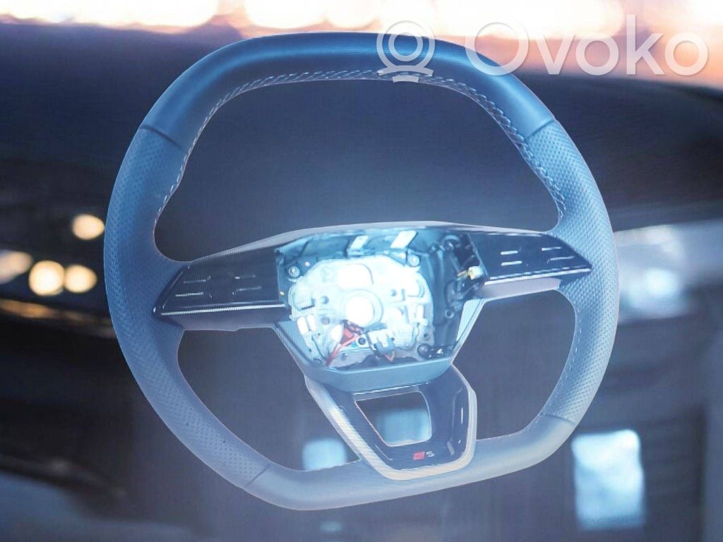 Audi A6 etron 85E Stūre 