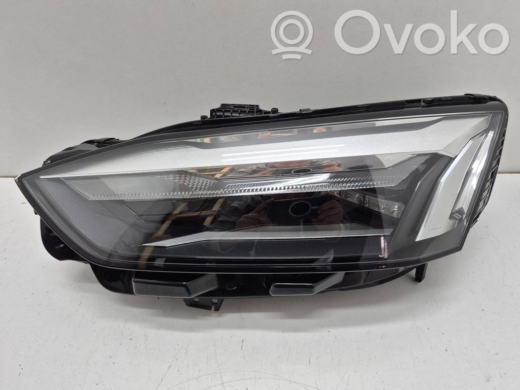 Audi A5 Headlight/headlamp 