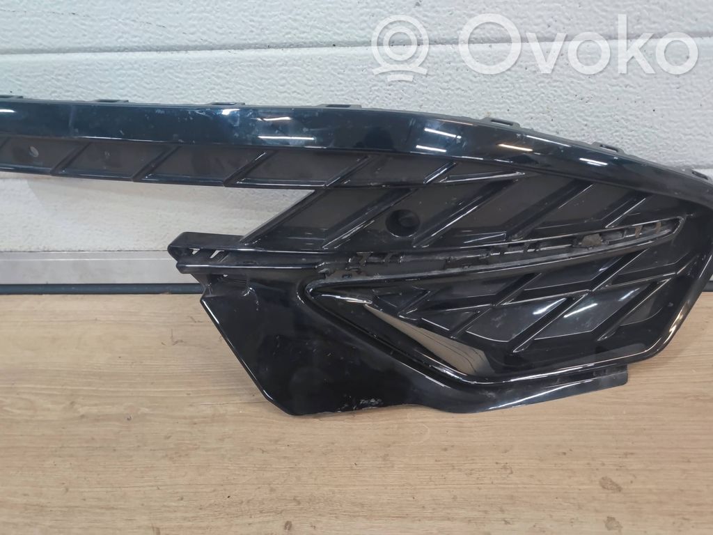Cupra Formentor Front bumper lower grill 