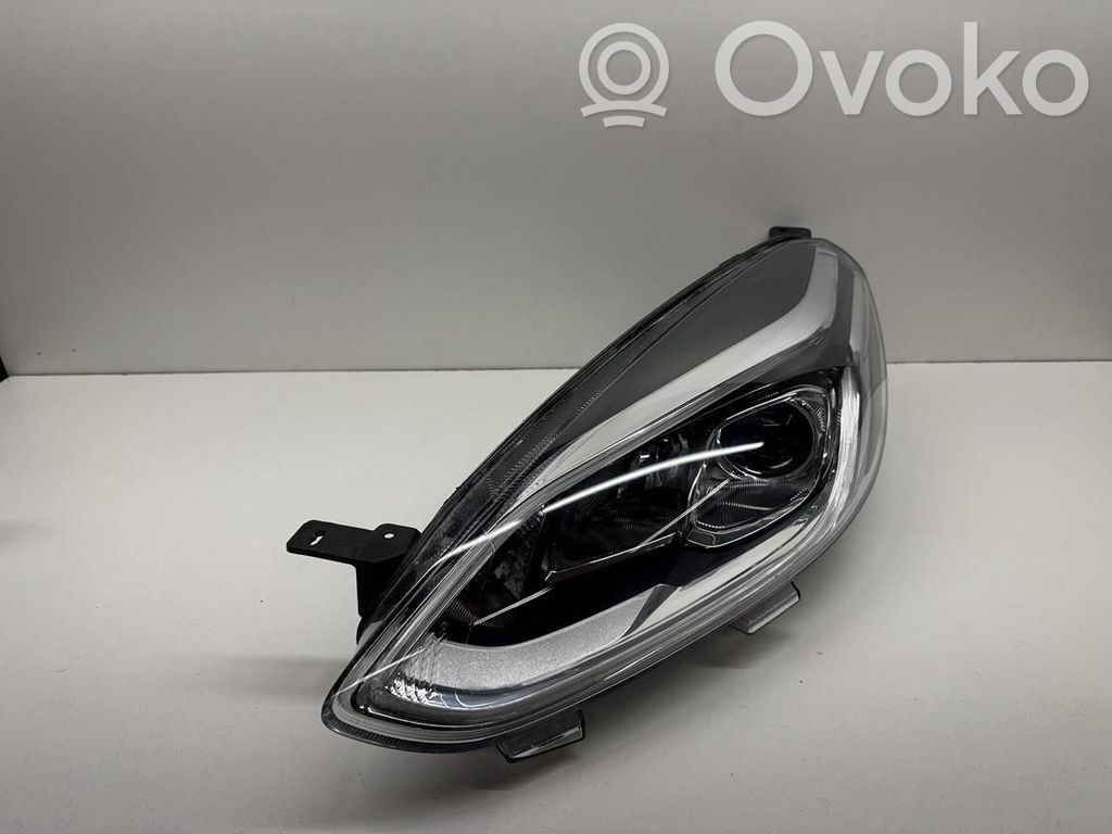 Ford Fiesta Headlight/headlamp 