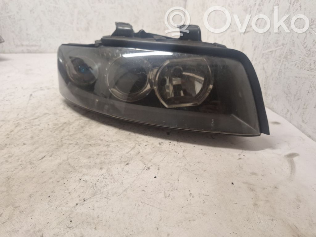 Audi A4 S4 B6 8E 8H Scheinwerfer 