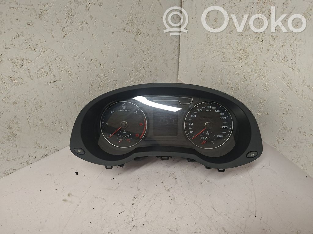 Audi Q3 8U Tachimetro (quadro strumenti) 