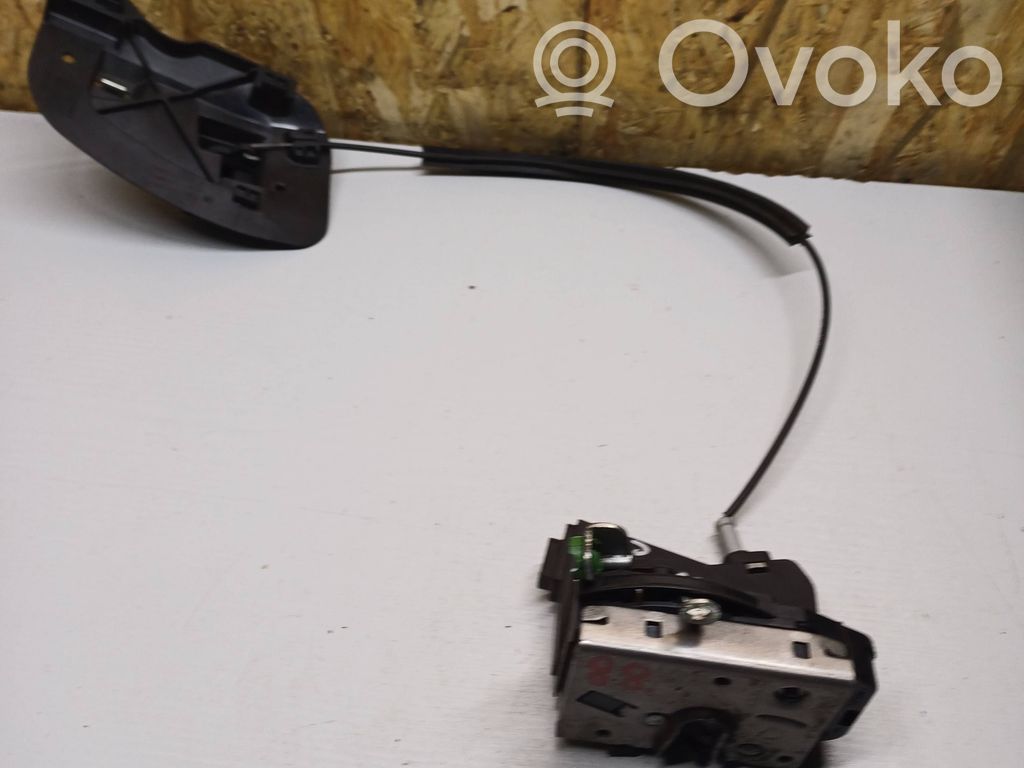 Opel Corsa C Etuoven lukko 
