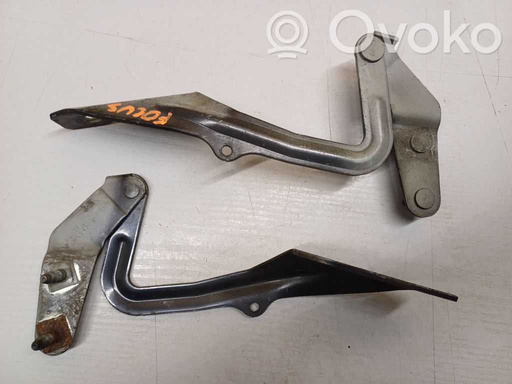 Engine bonnet/hood hinges   4M5116801AB
