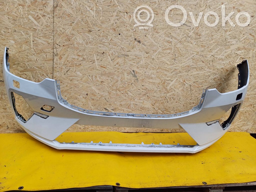 Volvo XC60 Priekinis bamperis 