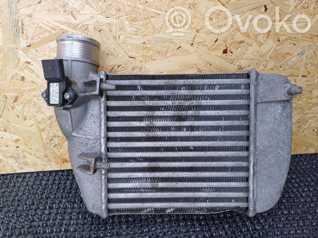 Audi A6 S6 C6 4F Interkūlerio radiatorius 