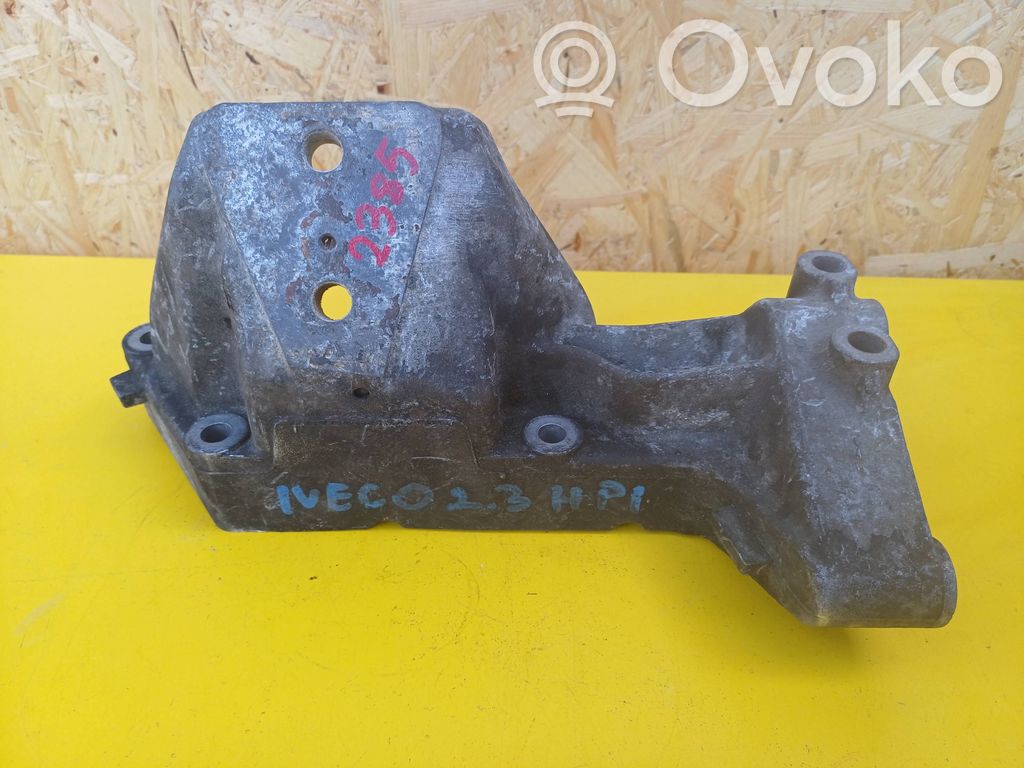 Iveco Daily 6th gen Engine mounting bracket 