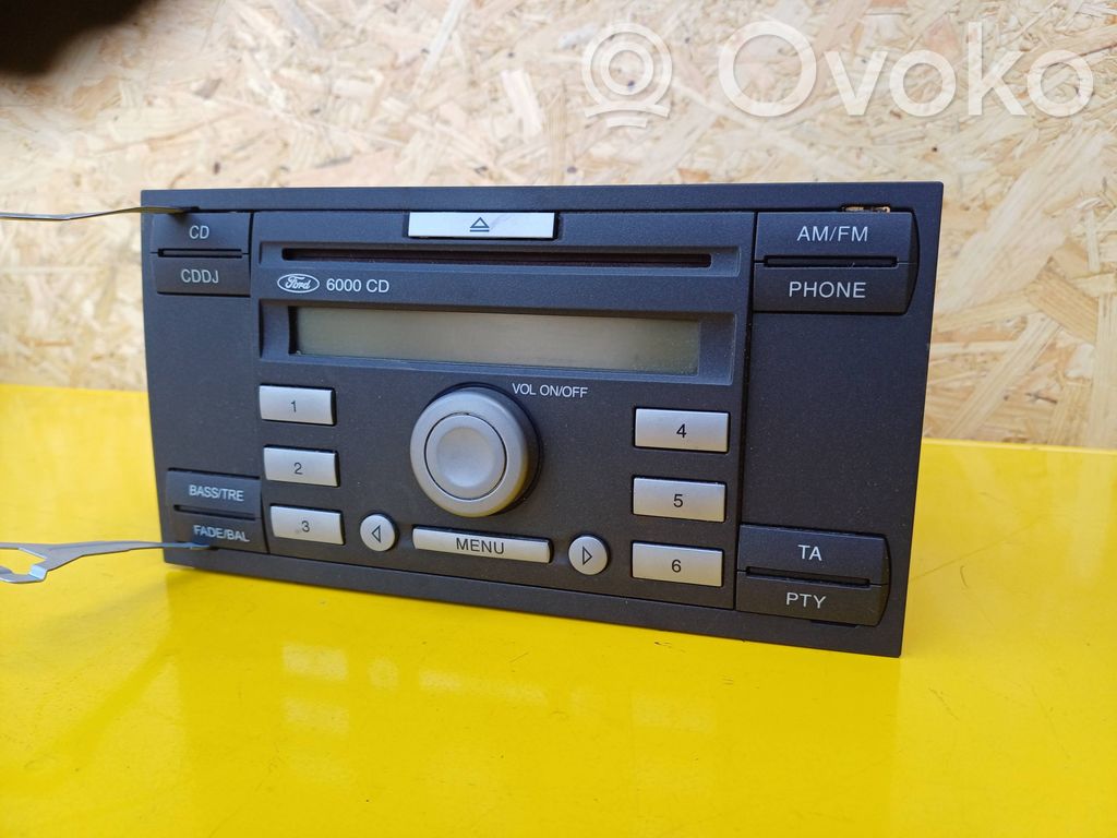 Ford C-MAX I Radio / CD-Player / DVD-Player / Navigation 