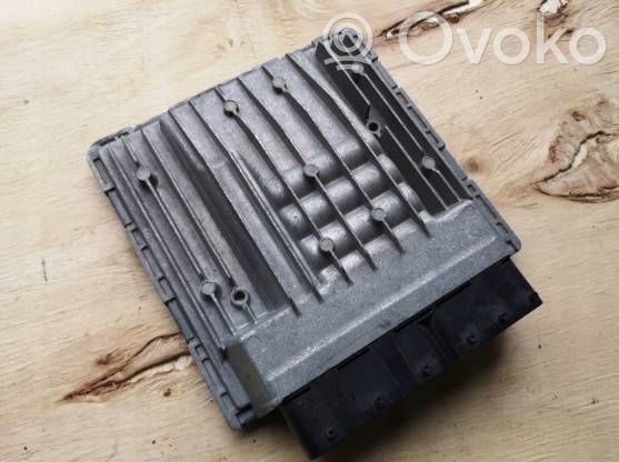 BMW 3 E90 E91 Engine control unit/module 