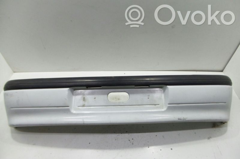 Renault Clio I Bamperis 