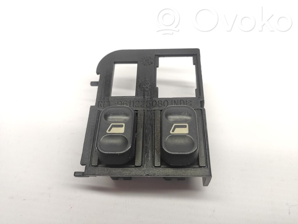 Electric window control switch   9611225080