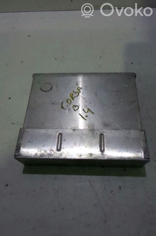 Opel Corsa B Engine control unit/module 