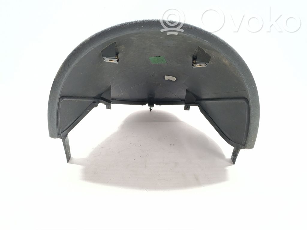Audi A2 Moldura de la unidad delantera de radio/GPS 