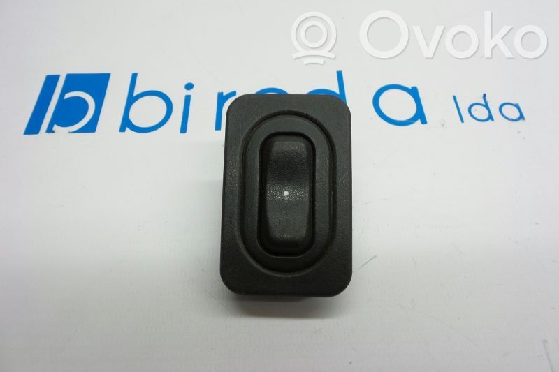 Opel Corsa C Comutator comandă geamuri electrice 