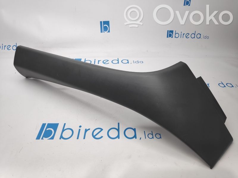 Windshield trim   8200143320,ARTIGONOVOORIGINAL