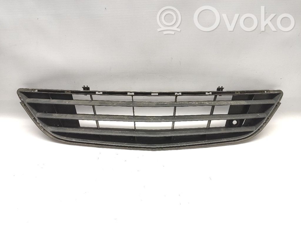 Front grill   13179958,GRELHACENTRAL
