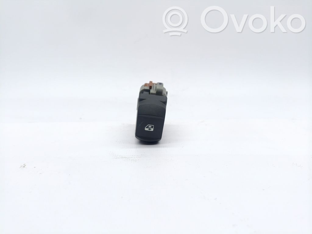 Electric window control switch   2808202,8200431195,IGUALESQUERDO