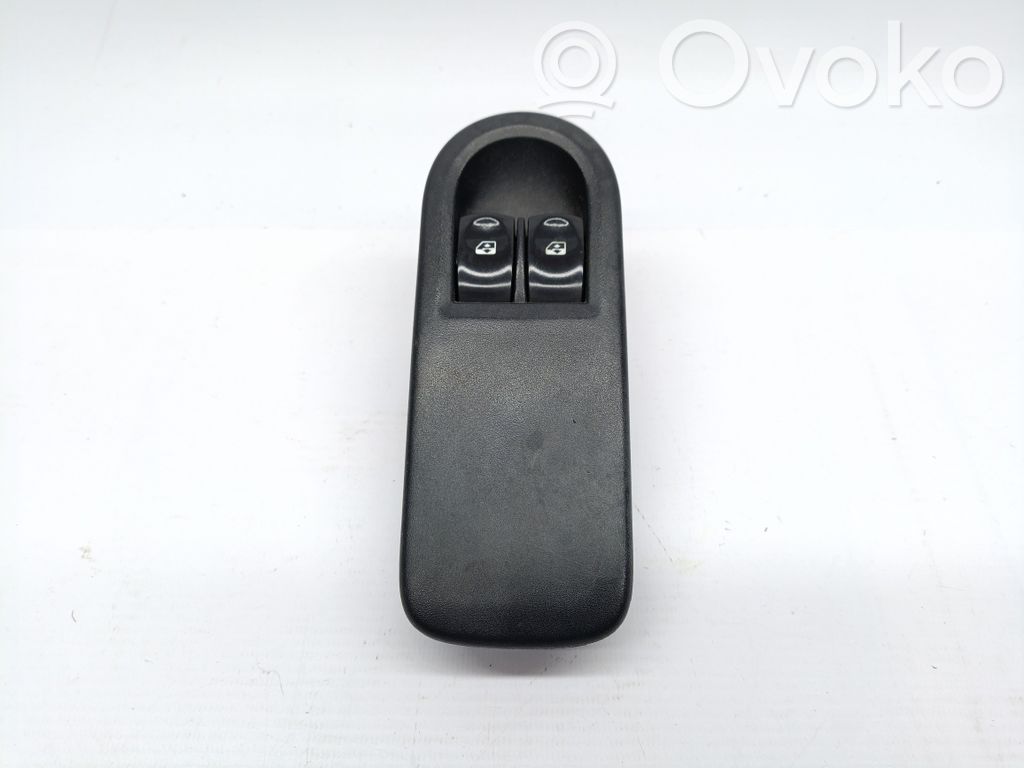 Interruptor del elevalunas eléctrico   8200356519,FICHABRANCA