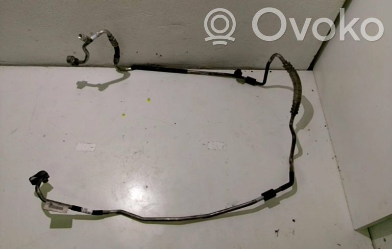 BMW 3 E92 E93 Ilmastointilaitteen putki (A/C) 