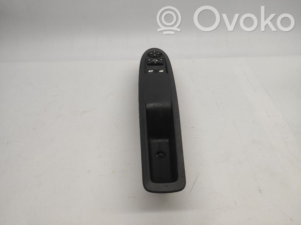 Electric window control switch   96652234XT