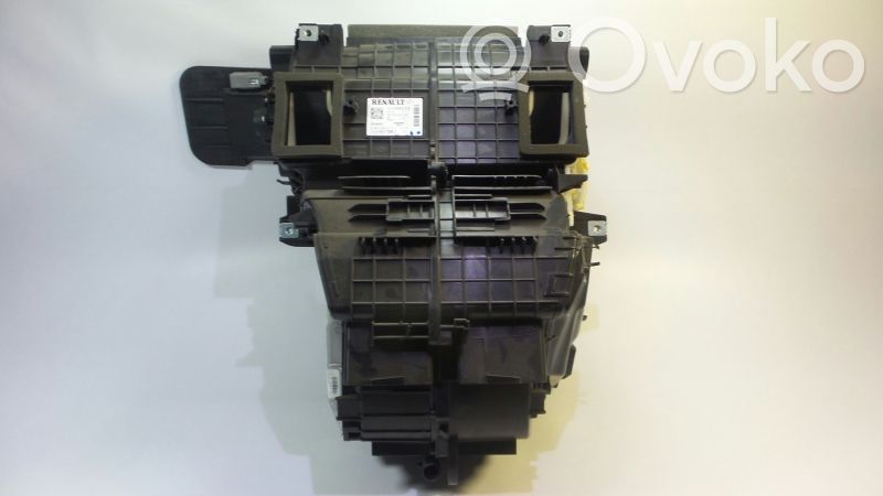 Renault Clio IV Nagrzewnica / Komplet 
