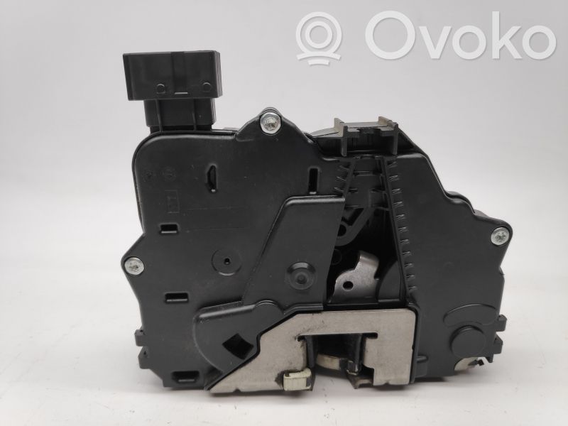 Front door lock   13431841