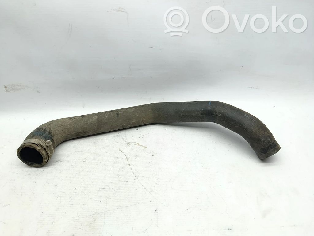 Välijäähdyttimen letku   CV616C646AK