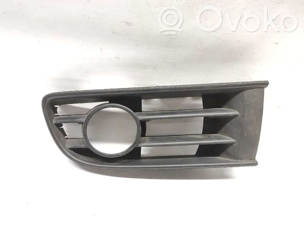 Volkswagen Polo IV 9N3 Grilă față 