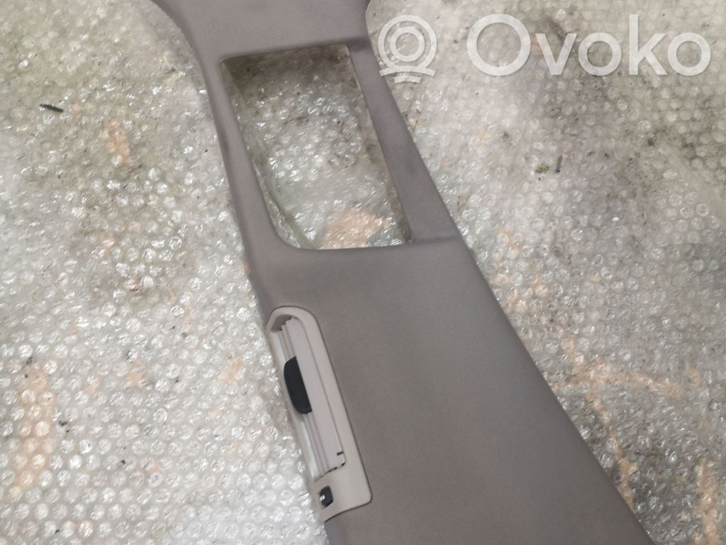 Volvo S60 Pilar (B) (superior) 