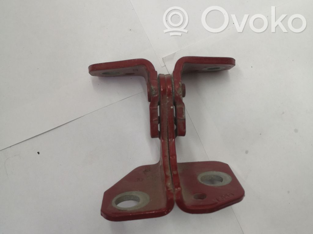Front door lower hinge   83574F