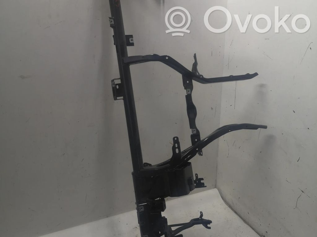 Audi Q3 F3 Stelaż / Belka deski rozdzielczej 